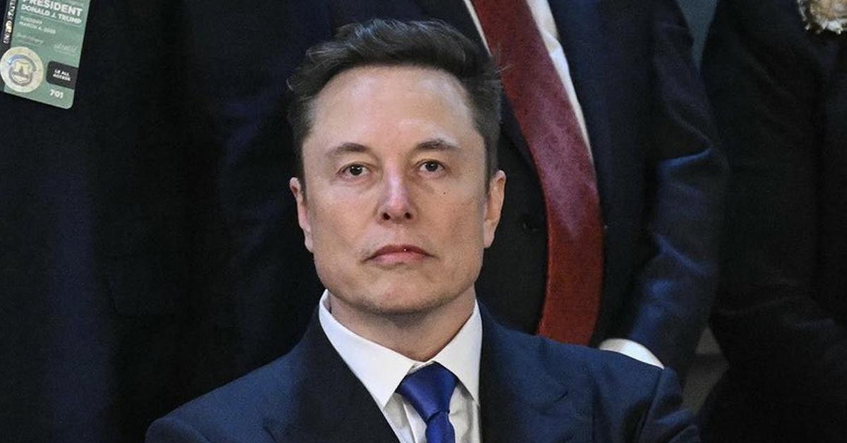 Tesla approva 1.000 miliardi di dollari di compenso per Elon Musk in 10 anni, ma l Tesla approva 1.000 miliardi di dollari di compenso per Elon Musk in 10 anni, ma l