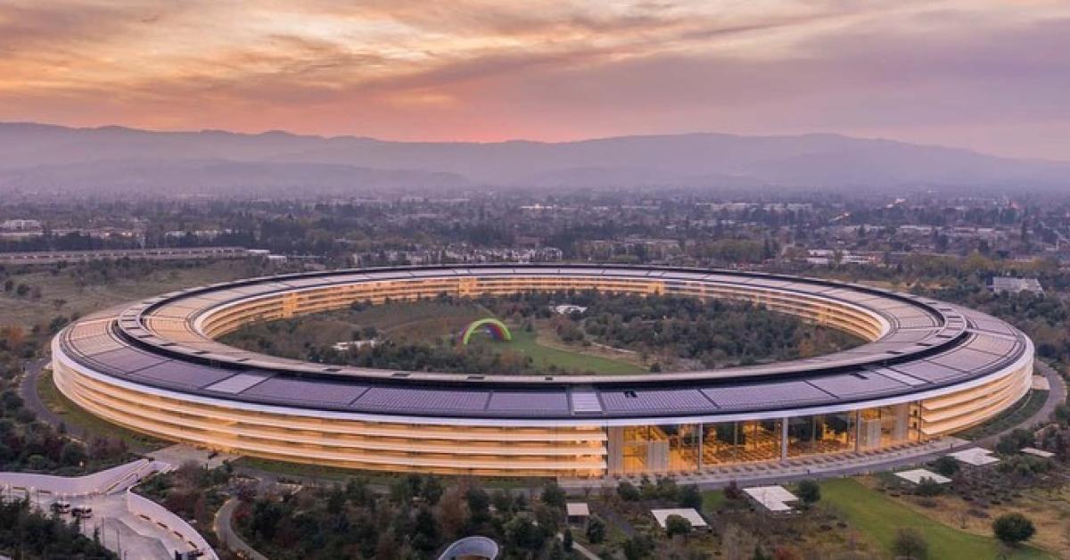 Il sogno della Silicon Valley con Musk, Altman, Thiel e poi l’élite delle criprovalute: io come Dio; anzi, più giusto perchè ti guarisco