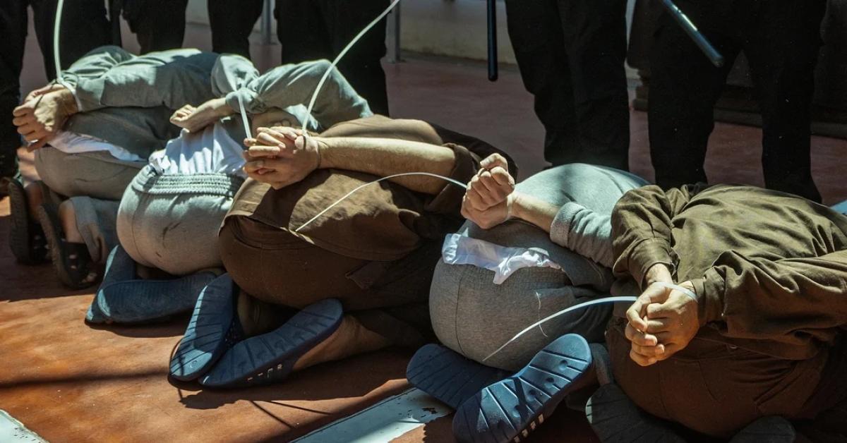 Gaza, rapporto Israele: “98 palestinesi morti in carcere da ottobre 2023”, ma Ong Phri sbugiarda Idf: “Sono centinaia, violenze e malnutrizione tra le cause” Gaza, rapporto Israele: “98 palestinesi morti in carcere da ottobre 2023”, ma Ong Phri sbugiarda Idf: “Sono centinaia, violenze e malnutrizione tra le cause”