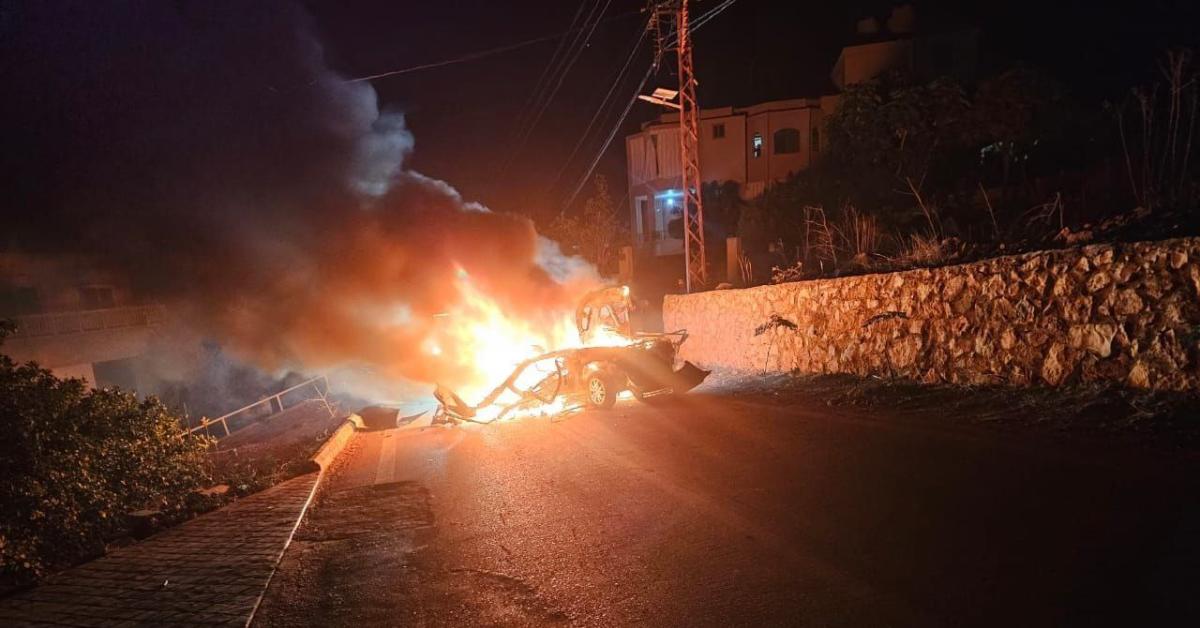 Libano, nuovi attacchi israeliani, drone colpisce veicolo nel sud del Paese, 2 morti, Idf si giustifica: "Erano comandanti di Hezbollah" VIDEO Libano, nuovi attacchi israeliani, drone colpisce veicolo nel sud del Paese, 2 morti, Idf si giustifica: "Erano comandanti di Hezbollah" VIDEO