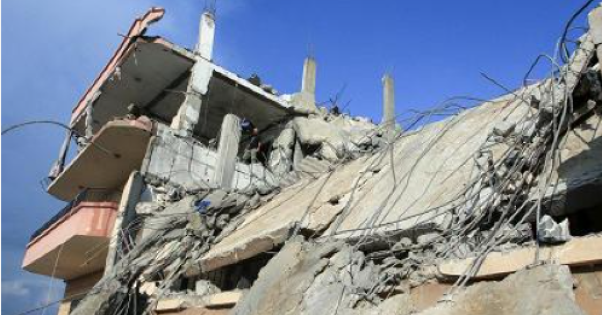 Beirut, nuovo raid israeliano almeno 10 morti e 20 feriti, Idf: "Ucciso numero 2 di Hezbollah"; presidente Aoun: "Basta attacchi sul Libano"   VIDEO