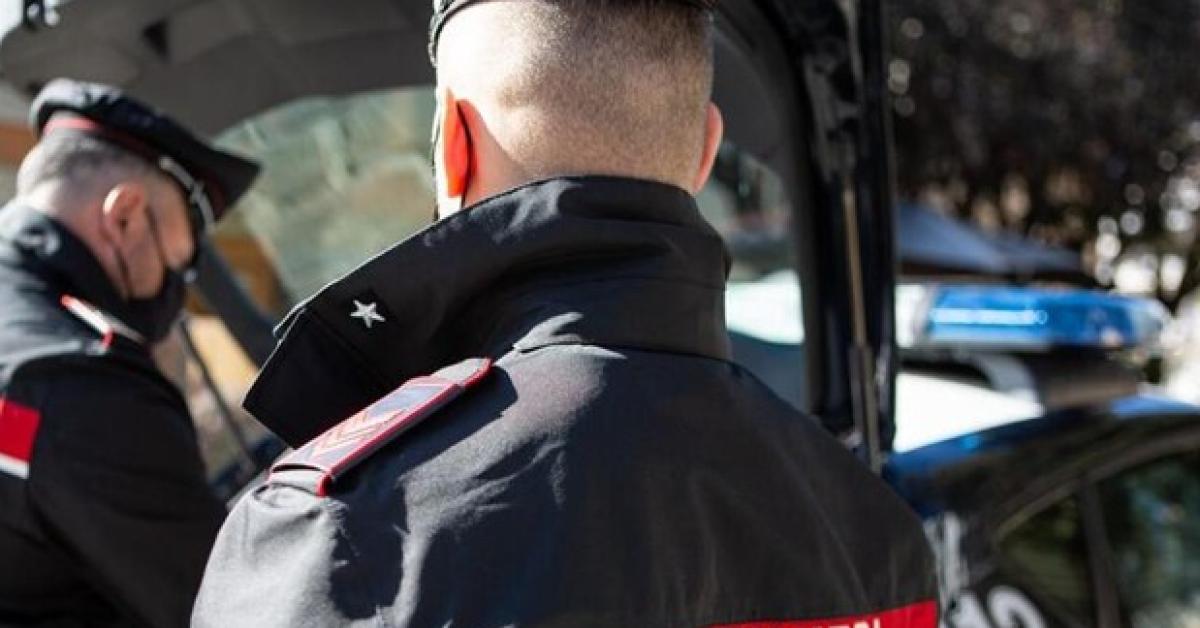 Montoggio, va a casa della ex e l