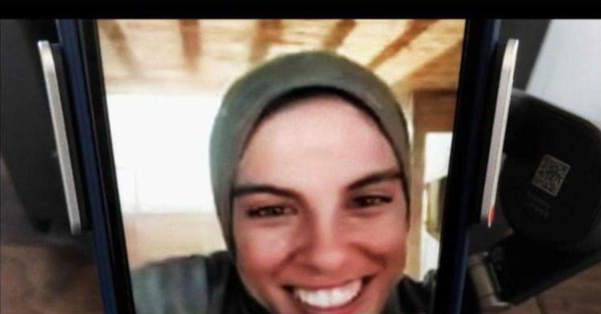 Put your soul on your hand and walk, un diario di guerra che diventa un rifugio di speranza, due donne si connettono e si raccontano