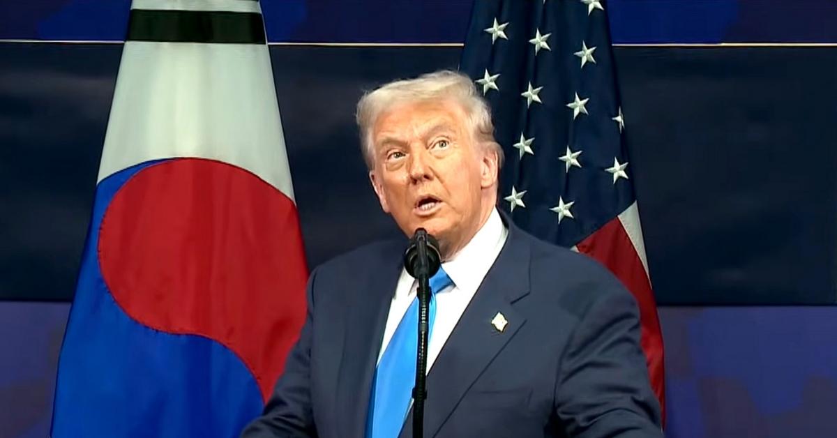 Inchiesta New York Times su salute Trump: "Segni di stanchezza, impegni pubblici tra le 12 e le 17", tycoon: "Autrice brutta dentro e fuori"