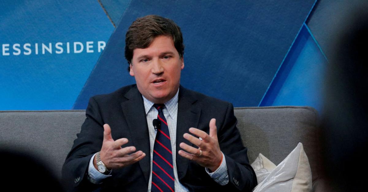 Usa, clamorosa virata antisionista dell’ex volto di Fox News Tucker Carlson: la rivolta della destra americana contro Israele