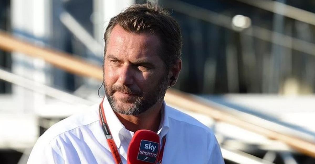 Milano, giornalista 54enne Carlo Vanzini fa annuncio choc: "Ho un tumore al pancreas, sarò operato a gennaio; mia sorella morta per stessa malattia" Milano, giornalista 54enne Carlo Vanzini fa annuncio choc: "Ho un tumore al pancreas, sarò operato a gennaio; mia sorella morta per stessa malattia"