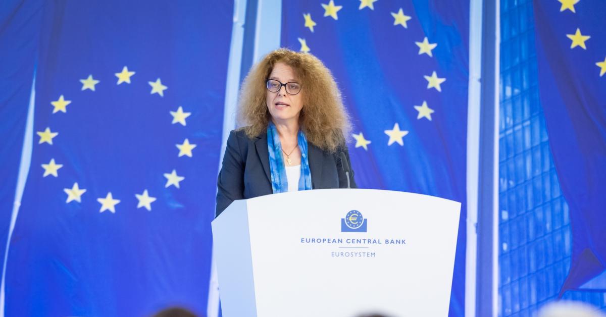 Bce, stop taglio dei tassi, falco Schnabel apre al doppio rialzo nel 2027 al 2,5% e si candida: “Pronta a succedere a Lagarde"