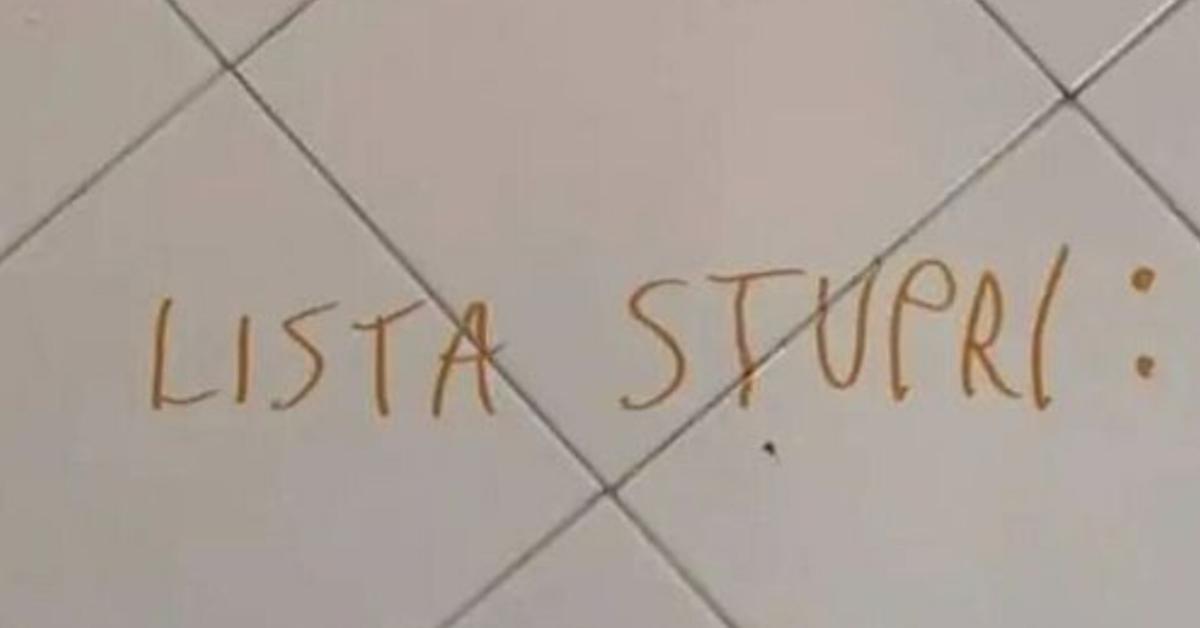 roma spunta un8217altra lista stupri nel liceo g cesare studenti atto deplorevole con 2 nomi di professoresse il 4186 caso in un mese da Ilgiornaleditalia.it roma spunta un8217altra lista stupri nel liceo g cesare studenti atto deplorevole con 2 nomi di professoresse il 4186 caso in un mese