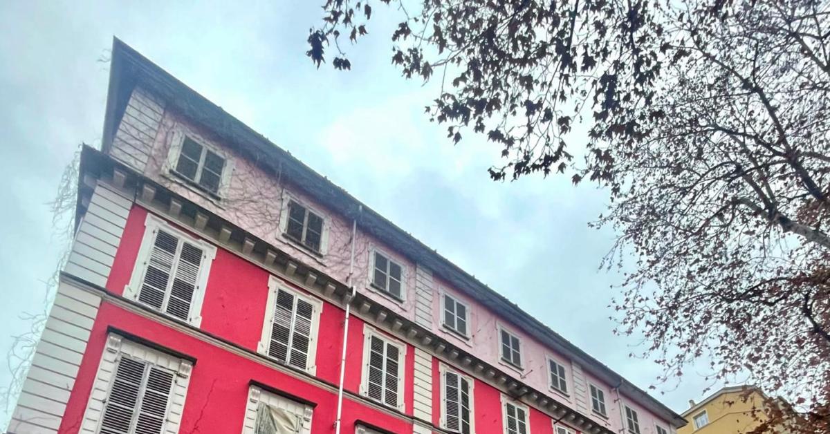 cos 232 il centro sociale askatasuna di torino occupato nel 1996 da gruppi dell8217area autonoma e antagonista autogestito fino allo sgombero del 2025