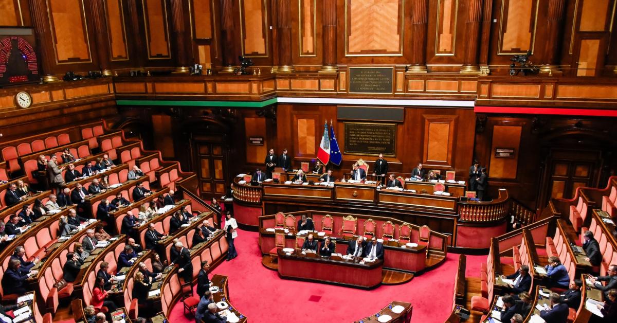senato approva ddl foti sul danno erariale con 93 s236 51 no 5 astenuti opposizioni uomini di potere non risponderanno dei danni causati