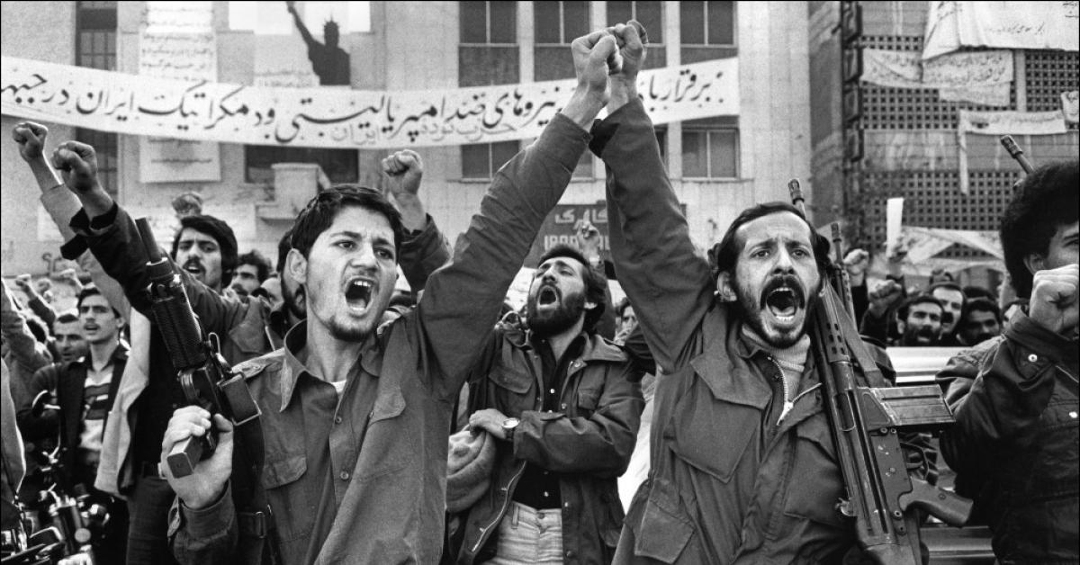 la sinistra marxista e l8217illusione islamista quando l8217odio per l8217occidente spinse intellettuali e femministe a sostenere khomeini finendo per essere le prime vittime della rivoluzione