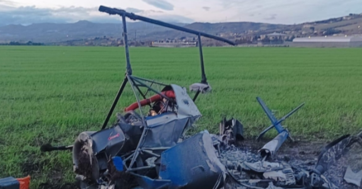 benevento precipitato elicottero ultraleggero in zona olivola morto imprenditore pasquale esposito pilota ferito gravemente ipotesi guasto