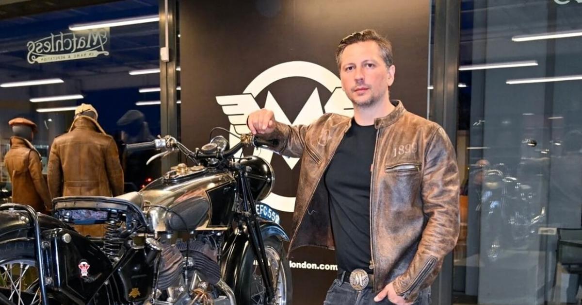 addio a michele malenotti morto a 42 anni in un incidente in vespa nel 2012 lanci242 il brand d abbigliamento matchless dopo la vendita di belstaff a labelux