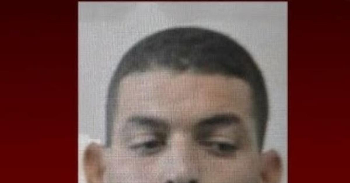 Rogoredo, fermato poliziotto Carmelo Cinturrino per omicidio volontario: aveva sparato e ucciso Abderrahim Mansouri in controllo antidroga Rogoredo, fermato poliziotto Carmelo Cinturrino per omicidio volontario: aveva sparato e ucciso Abderrahim Mansouri in controllo antidroga