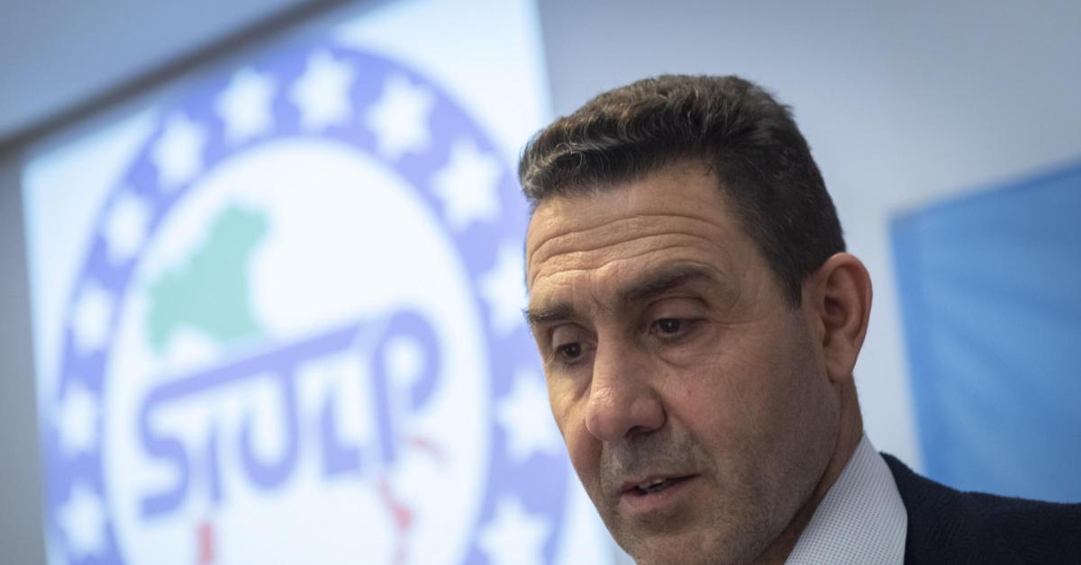 vannacci rivendica di rappresentare la vera destra ritorna al vecchio schema di cotonico di destra e sinistra altro che alternativa