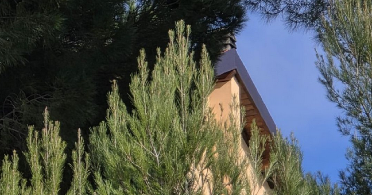 bimba morta a bordighera autopsia accerta trauma cranico e lesioni diffuse su dorso addome e gambe da chiarire la causa del decesso