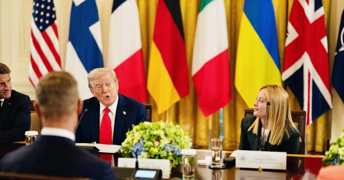 meloni sospesa tra trump e le urne il doppio gioco della premier nel corridoio stretto del potere il ruolo di sergio mattarella da Ilgiornaleditalia.it meloni sospesa tra trump e le urne il doppio gioco della premier nel corridoio stretto del potere il ruolo di sergio mattarella