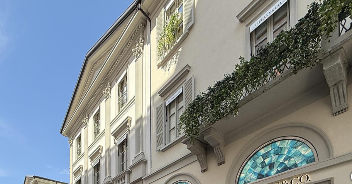 Milano, Palazzo Taverna venduto a brasiliano José Auriemo Neto per €52,5mln, inquilini fuori entro giugno 2026, tra loro Adriano Galliani Milano, Palazzo Taverna venduto a brasiliano José Auriemo Neto per €52,5mln, inquilini fuori entro giugno 2026, tra loro Adriano Galliani