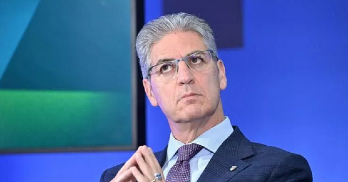 olimpiadi milano cortina direttore raisport petrecca si dimette dopo telecronaca per cerimonia d apertura lollobrigida ad interim