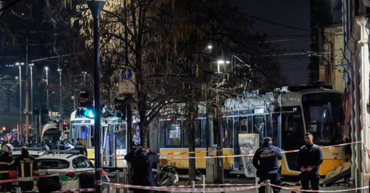 deragliamento a milano autista ho avuto un malore ma c 232 ipotesi guasto a sistemi di velocit224 e scambio al nuovo tramlink da Ilgiornaleditalia.it deragliamento a milano autista ho avuto un malore ma c 232 ipotesi guasto a sistemi di velocit224 e scambio al nuovo tramlink