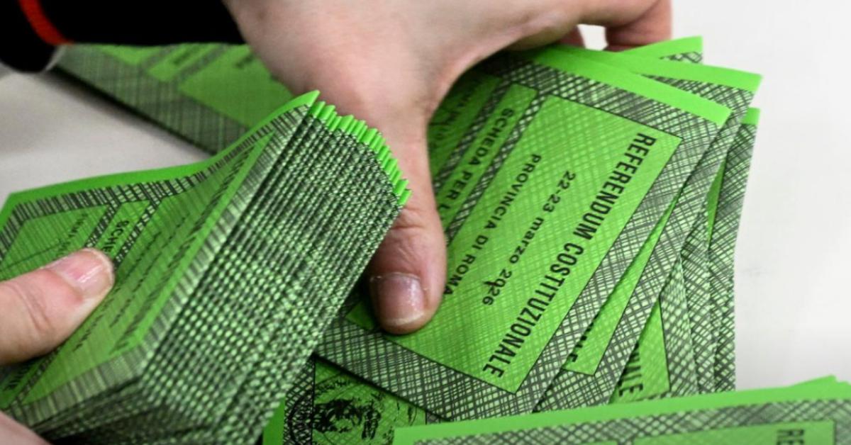 vince il no al referendum chi trionfa e chi perde una attenta analisi al di l224 del yeatro delle ideologie partitiche