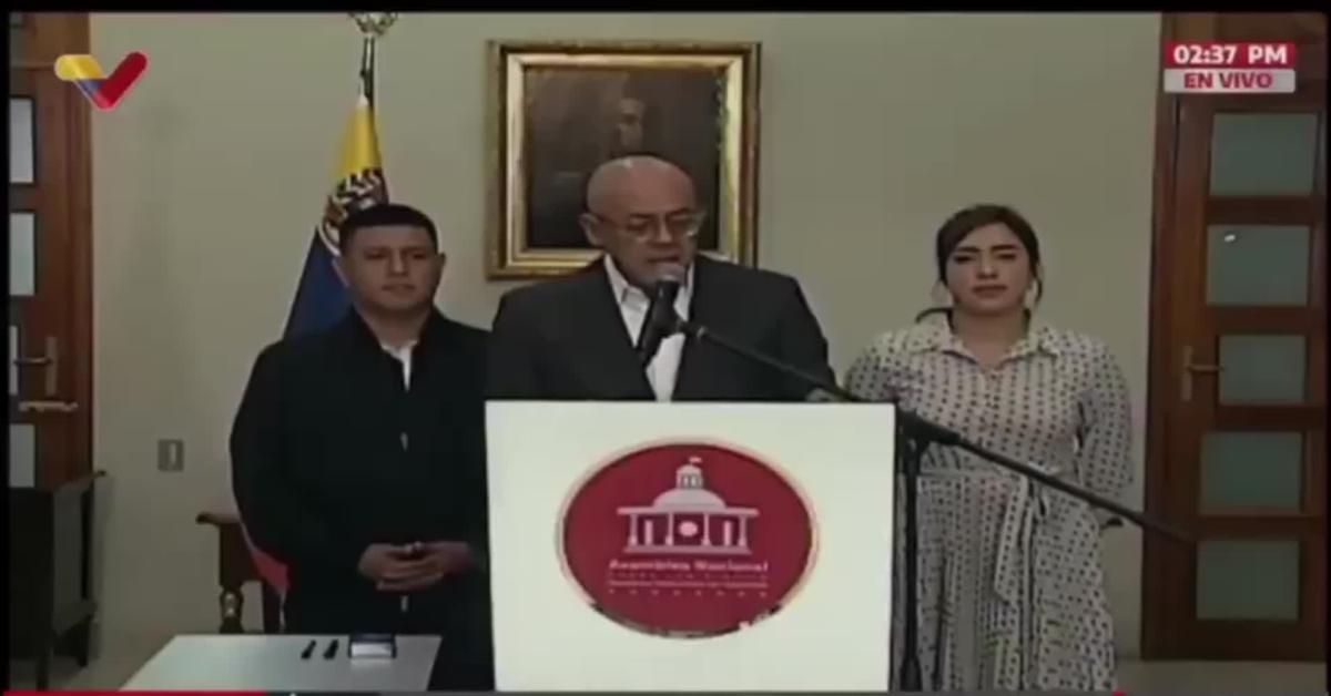 Venezuela, presidente Assemblea Nazionale Rodríguez verso commissione inchiesta su "omicidi illegali" di narcos, Hegseth: "È solo l