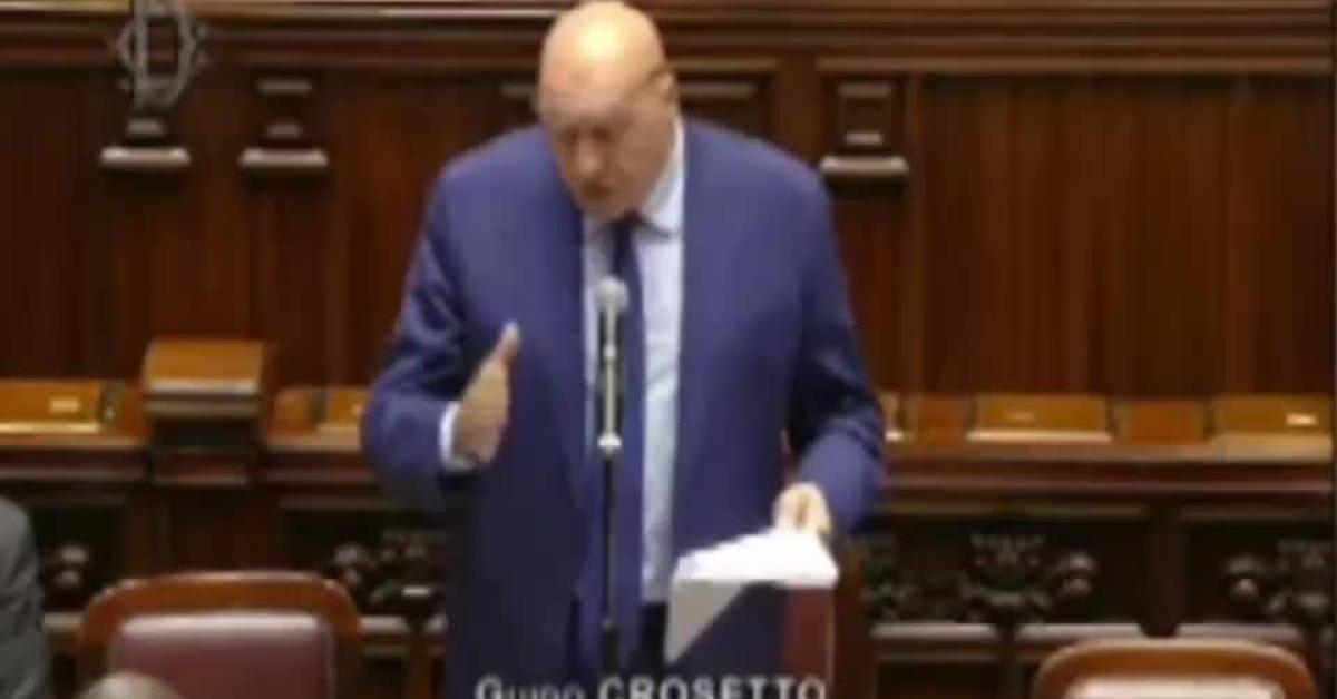 Attacco a Flotilla, Crosetto prima condanna poi frena: "In acque israeliane no garanzie di sicurezza, in arrivo seconda nave in soccorso"   VIDEO
