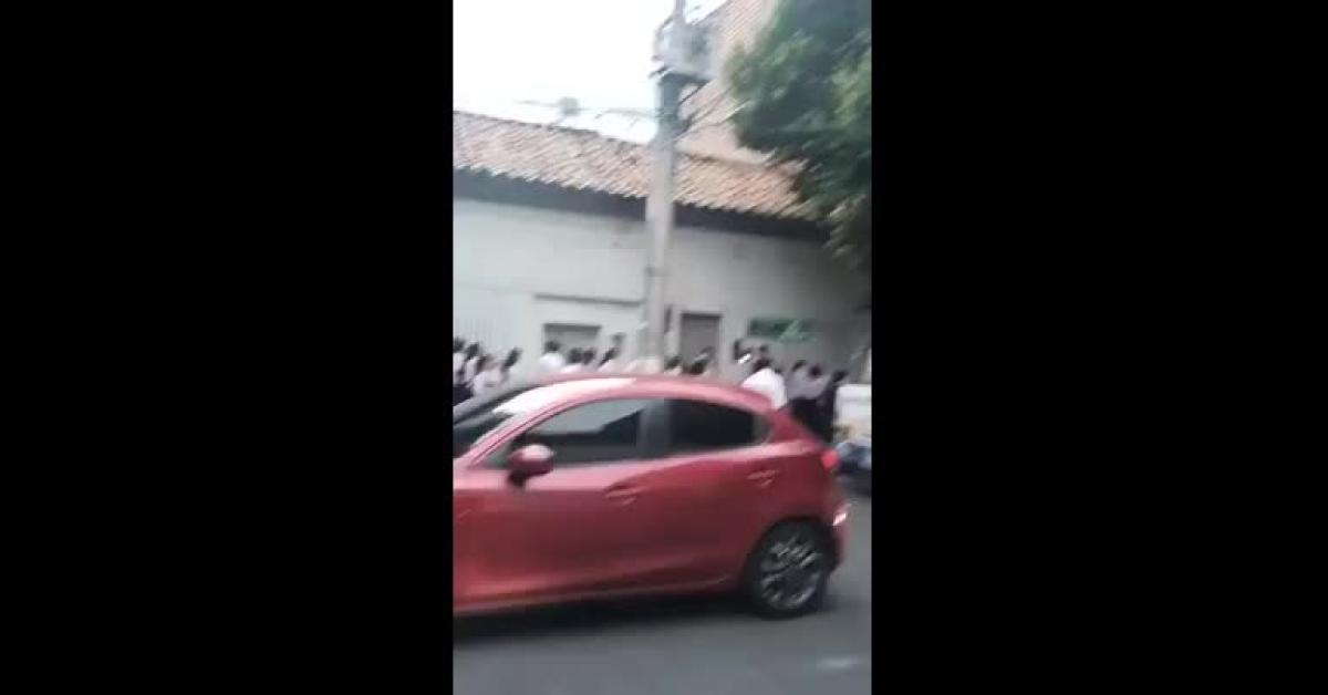 Terremoto in Venezuela, scossa di magnitudo 6.2 nel nord ovest del paese, epicentro a 7,8 km di profondità, allarme a Caracas   VIDEO