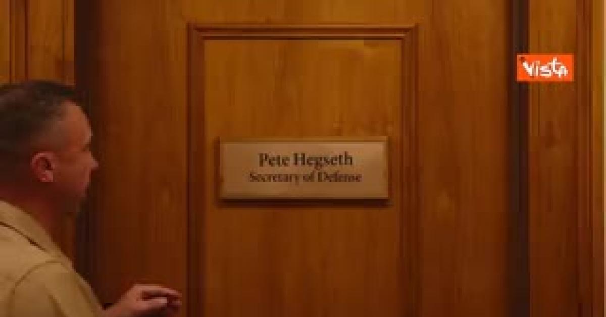 Il Pentagono cambia nome in Dipartimento di Guerra, tolte le scritte “Difesa”, Hegseth ammette natura guerrafondaia: “Siamo anche attacco"   VIDEO