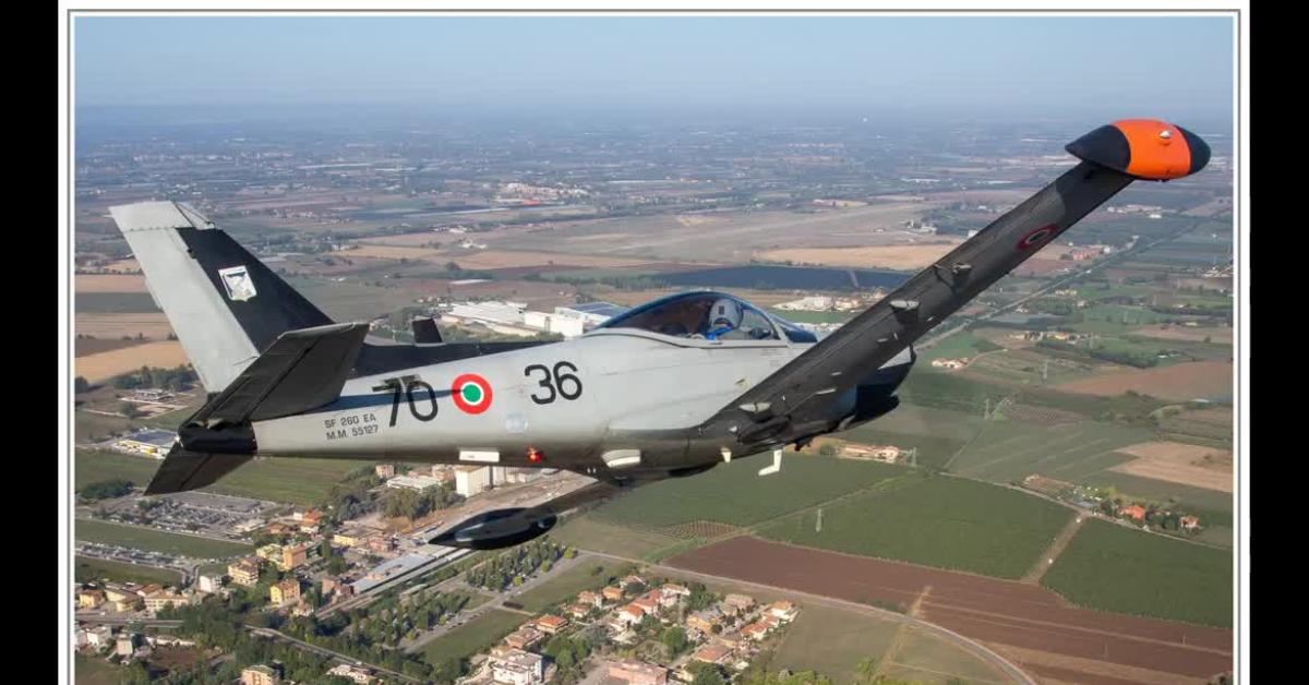 Sabaudia (LT), precipitato aereo T 260B del 70° Stormo dell’Aeronautica durante “missione addestrativa”, morti 2 militari a bordo   VIDEO