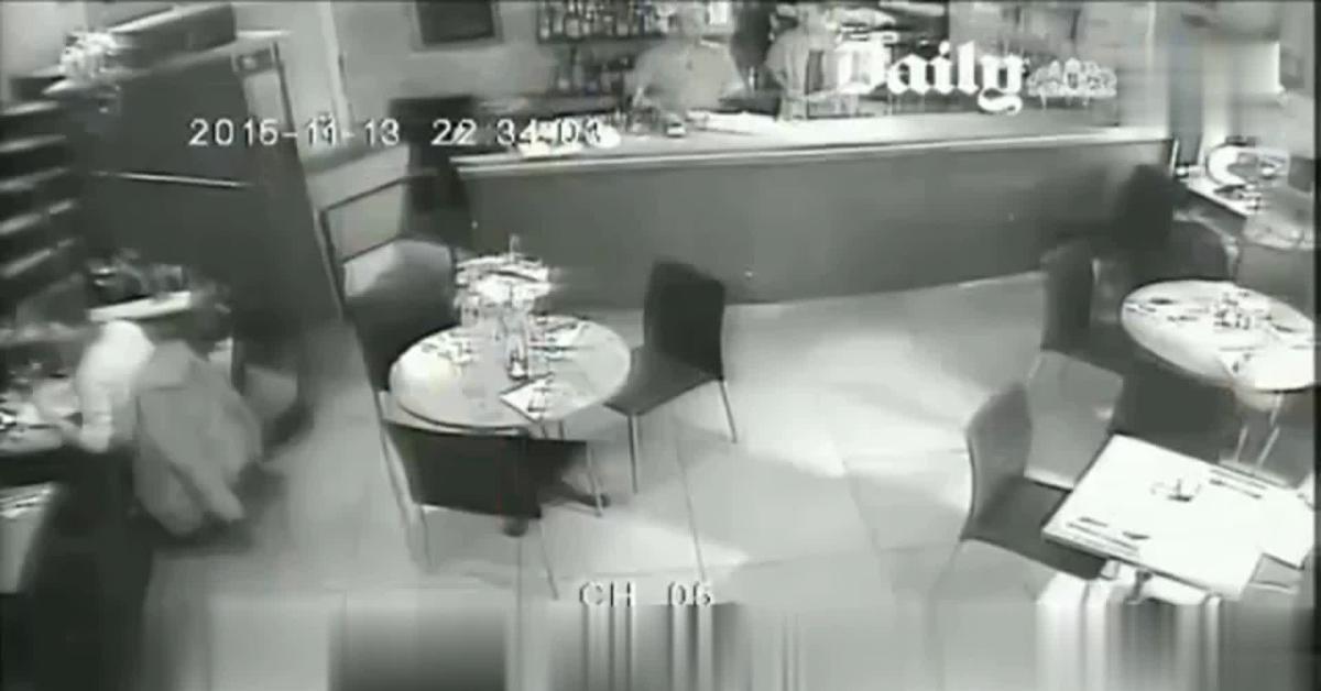 parigi 10 anni dopo il bataclan i video dell irruzione dei terroristi in teatro e la fuga dei superstiti 130 i morti tra cui valeria solesin