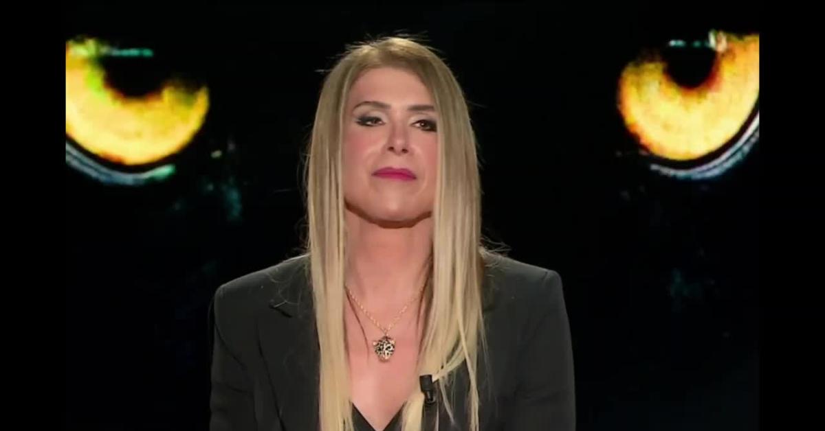 Genny Urtis a Belve: "Ho fatto sesso nel privé della Gintoneria, gli etero mi cercano perché ho il pene, non lo toglierò mai"   VIDEO