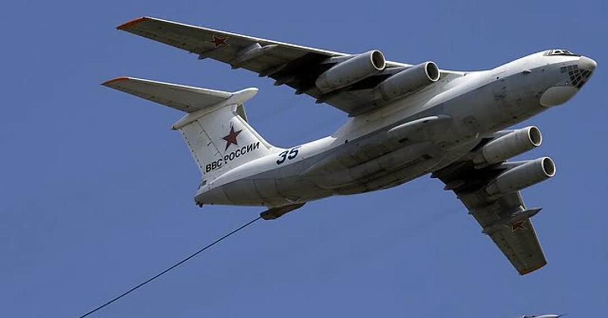 lituania violato spazio aereo per 18 secondi da jet su 30 e aerocisterna il 78 russi presidente nauseda comportamento pericoloso video