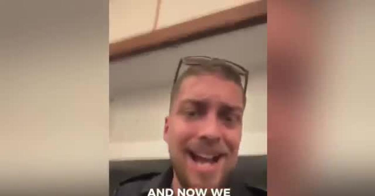 flotilla senza aiuti umanitari e cibo portavoce idf dean elsdunne dentro un imbarcazione stiva vuota infatti attivisti non hanno scaricato aiuti nel porto di ashdod video