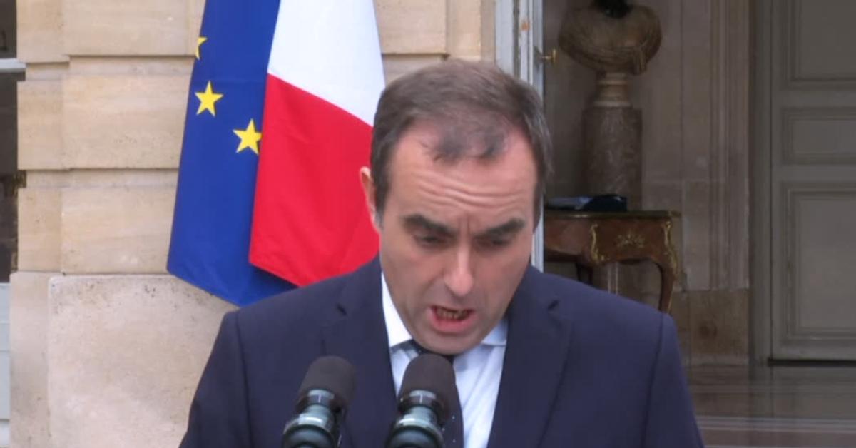 Francia, Lecornu scongiura sfiducia dei socialisti e annuncia in Parlamento: "Sospesa riforma pensioni fino a presidenziali, non c Francia, Lecornu scongiura sfiducia dei socialisti e annuncia in Parlamento: "Sospesa riforma pensioni fino a presidenziali, non c