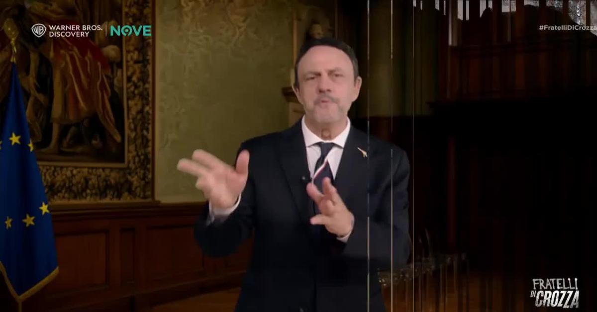 Fratelli di Crozza, Salvini il Robin Hood moderno Fratelli di Crozza, Salvini il Robin Hood moderno