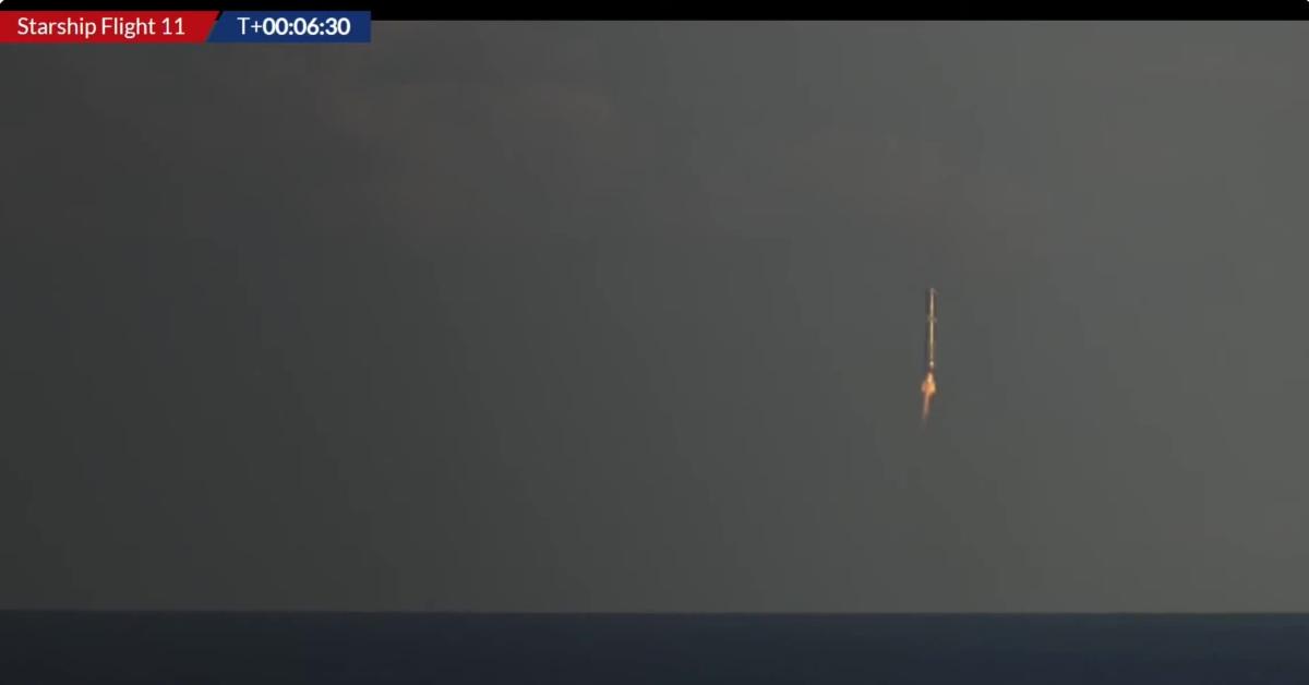 spacex concluso con successo 11esimo volo del razzo starship di elon musk test di 1h e 68217 in previsione del lancio su marte nel 2026 8211 video