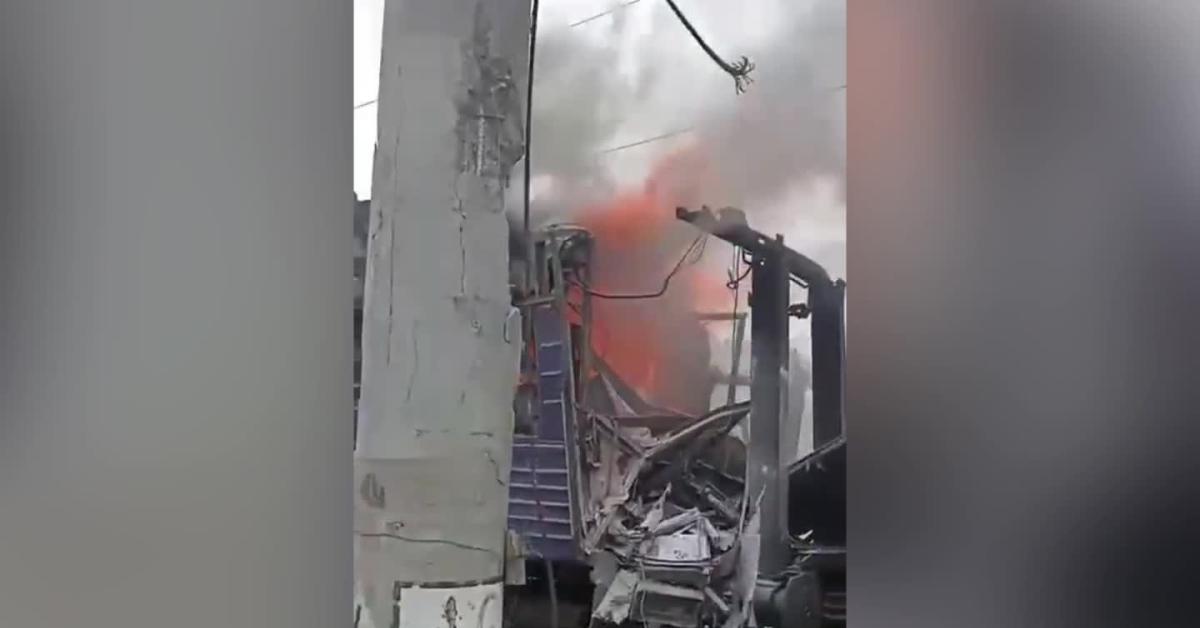 Ucraina, "attacco russo" con droni su stazione ferroviaria di Shotska, 1 morto e 30 feriti, Zelensky attacca Mosca: "È terrorismo"   VIDEO