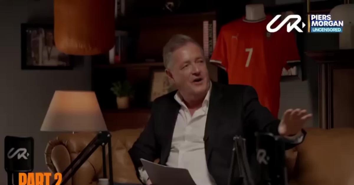 Cristiano Ronaldo parla di politica e incensa Trump: "Vorrei incontrarlo, è uno degli uomini che può aiutare a cambiare il mondo" VIDEO Cristiano Ronaldo parla di politica e incensa Trump: "Vorrei incontrarlo, è uno degli uomini che può aiutare a cambiare il mondo" VIDEO