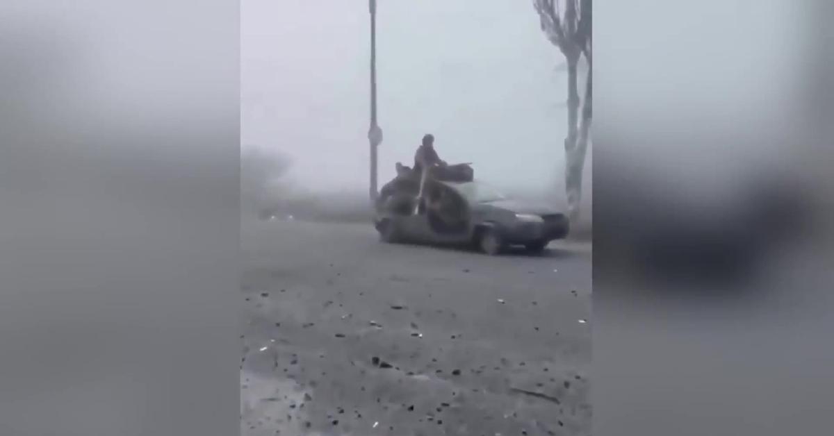 300 militari russi penetrano a Pokrovsk coperti dalla nebbia, Kiev ammette: "Ci siamo ritirati da 5 insediamenti a Zaporizhzhia"   VIDEO