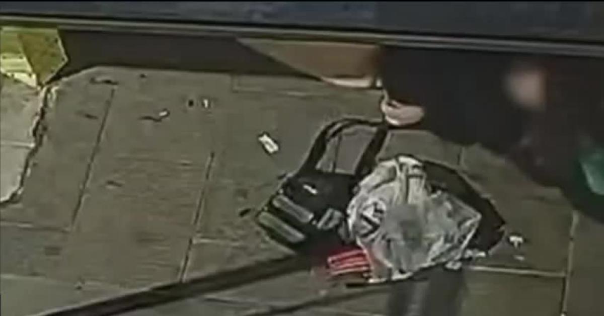 Genova, coppia fa sesso all