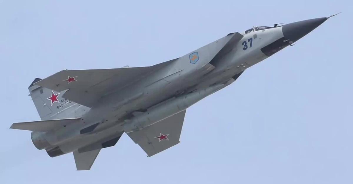 “3 caccia russi MiG-31 violano spazio aereo dell’Estonia, respinti da F35 italiani”, Ue attacca Mosca: “Provocazione pericolosa” - VIDEO