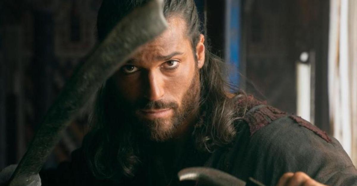 che cosa vedere in tv stasera 16 dicembre 2025 la guida dei programmi in prima serata da sandokan a la notte nel cuore da Ilgiornaleditalia.it che cosa vedere in tv stasera 16 dicembre 2025 la guida dei programmi in prima serata da sandokan a la notte nel cuore