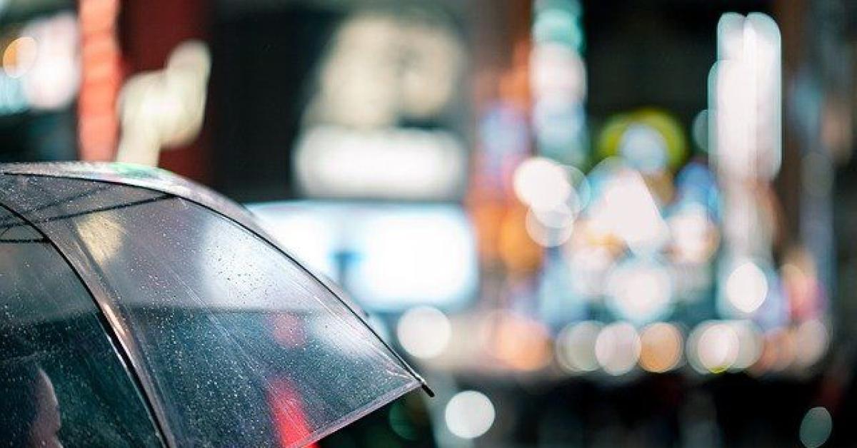 maltempo a natale in arrivo neve sul nord ovest e pioggia al centro sud allerta gialla in 10 regioni tra cui campania lazio e sicilia