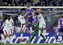 Nkunku salva il Milan e beffa la Fiorentina al 90&deg;, al Franchi finisce 1-1