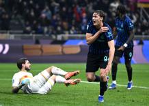 Pio Esposito firma l'1-0 al Lecce, Inter a +6 e campione d'inverno