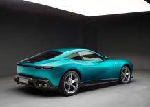 Ferrari Amalfi unisce stile avanguardista, motore V8 potenziato e guida versatile con tecnologia avanzata e design minimalista