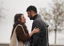 Io sono Farah, anticipazioni stasera 12 dicembre 2025: Bekir tenta di uccidere Farah, lei lo ferisce, Tahir le chiede di sposarlo per salvarla