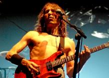 Extremoduro: l&rsquo;urlo poetico che ha incendiato la Spagna (e non solo)