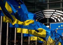 Ucraina, oggi vertice Ue su asset russi, Tusk provoca: "Soldi oggi o sangue domani", von der Leyen: "Non ce ne andremo senza un accordo"